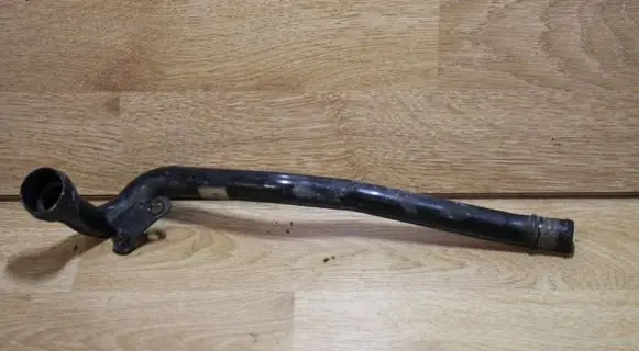 Audi A4 S4 B7 8E 8H Breather/breather pipe/hose 058133607G