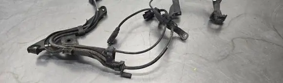 Mercedes-Benz C W206 Rear ABS sensor wiring A2065401801 A2065464200 A2065404201