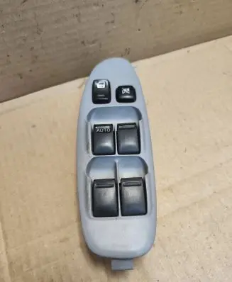 Nissan Almera Tino Electric window control switch 80961BU400