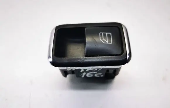 Mercedes-Benz E W212 Electric window control switch A2049055502