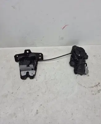 Tailgate/trunk/boot lock/catch/latch
