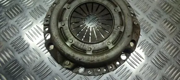 Dacia Logan I Pressure plate 3082002089
