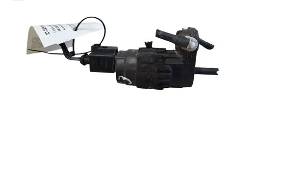 Audi A4 S4 B8 8K Windscreen/windshield washer pump 8K9955647