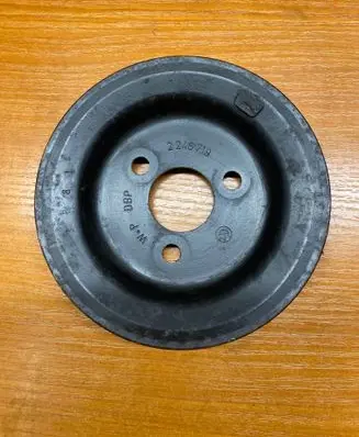BMW 5 E39 Power steering pump pulley 2246719