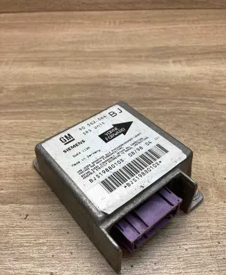 Opel Astra F Airbag control unit/module 90562544 5WK4113A