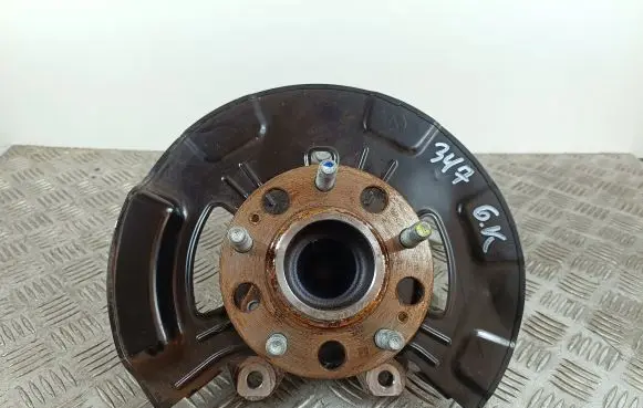 Hyundai Tucson IV NX4 Rear wheel hub 52705N7100