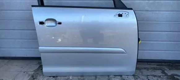 Citroen C4 I Picasso Front door
