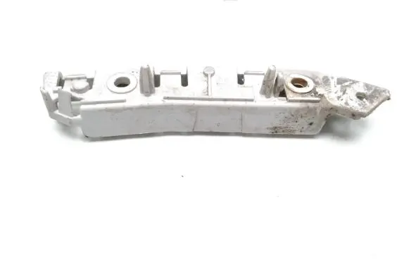 Ford Focus Front bumper mounting bracket BM5117D958A