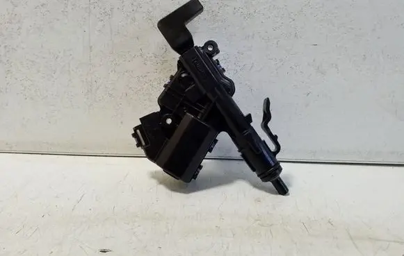 Nissan Qashqai J12 Fuel tank cap lock motor 