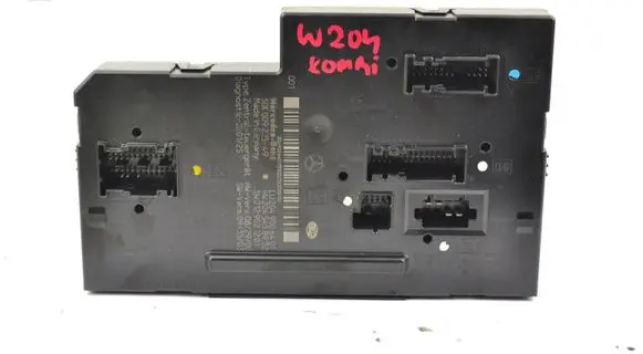 Mercedes-Benz C W204 SAM control unit 2049006401 5DK00922549 2045458932