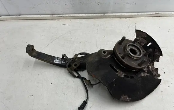 Hyundai Grandeur Front wheel hub spindle knuckle