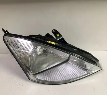 Ford Focus Headlight/headlamp XS4X13B180AK 0374E