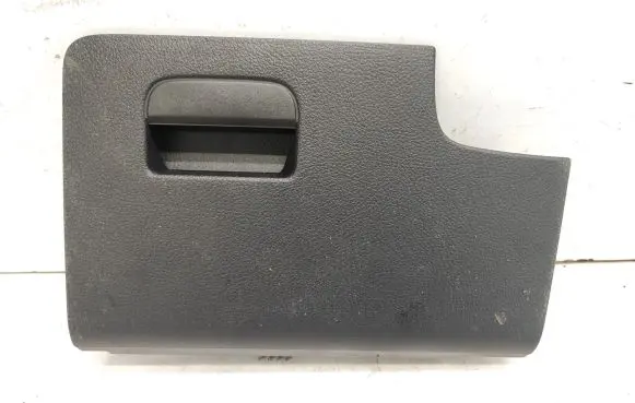 Volkswagen Golf Plus Dashboard lower bottom trim panel 5M1857921G