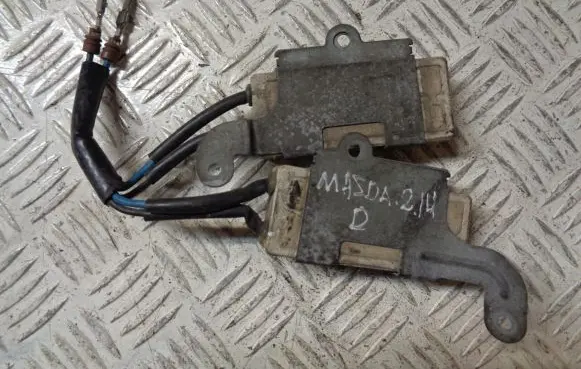 Mazda 2 Coolant fan relay 