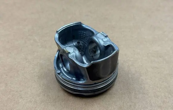Ford Focus Piston ECJEA PK30