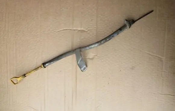 Chevrolet Epica Oil level dip stick 