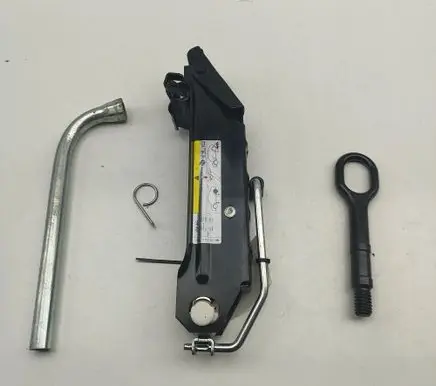 Volkswagen Scirocco Tool set 1K0012115F 1T0805615A