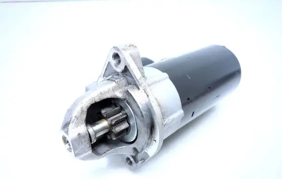 BMW 5 E60 E61 Starter motor ST1256