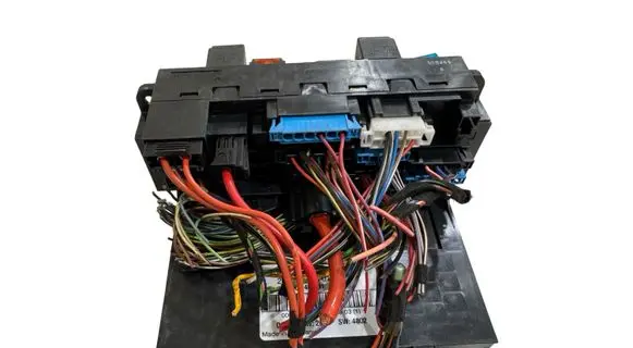Mercedes-Benz C W203 Fuse module 2035452801 5DK00848551