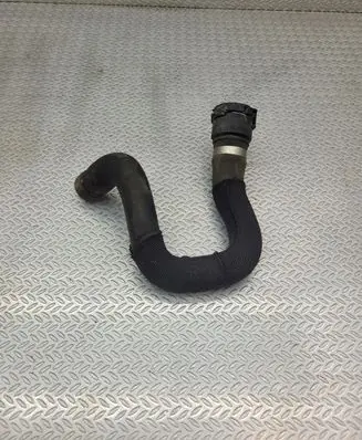 Volvo XC60 Engine coolant pipe/hose 31368397