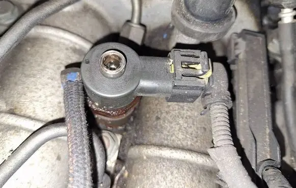 Alfa Romeo 159 Fuel injector 0445110243