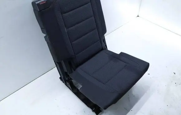 Volkswagen Touran I Third row seats 1T0885866A 1T0885773