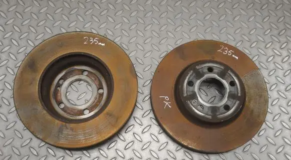 Mercedes-Benz A W177 Front brake disc 305MM
