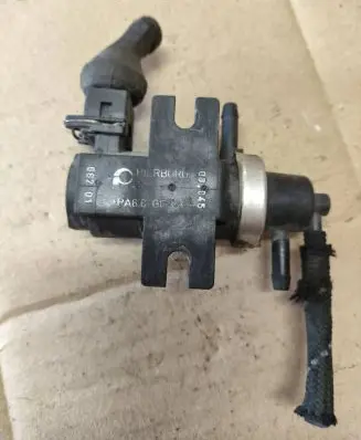 Toyota Avensis T250 Turbo solenoid valve 1H0906627 72190320 00505