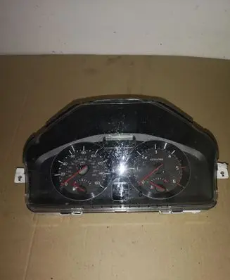 Volvo V50 Speedometer (instrument cluster) 31254775