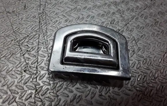 Volkswagen PASSAT B5.5 Tie down hook / loop 1J0864203D