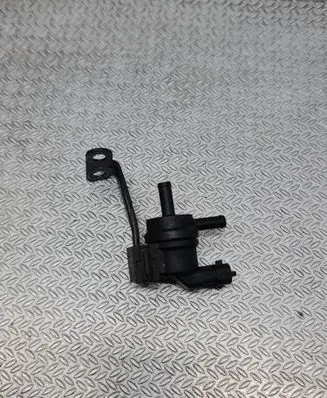 KIA Rio Vacuum valve 2901002100 9044060002 2009461