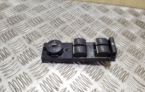 Ford Kuga I Electric window control switch 8M5T14A132AC