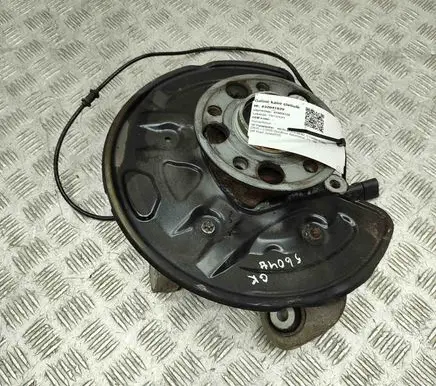 Mercedes-Benz C W205 Rear wheel hub A2053500141