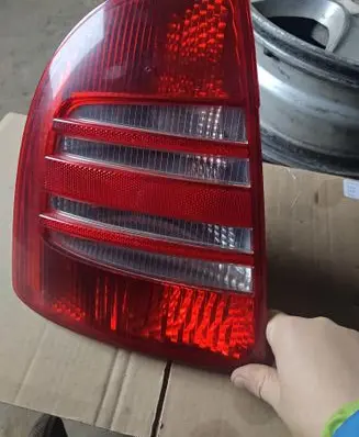 Skoda Superb B5 (3U) Rear/tail lights TK231253