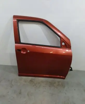 Suzuki Swift I Front door 