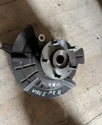 KIA Niro Front wheel hub Q02R
