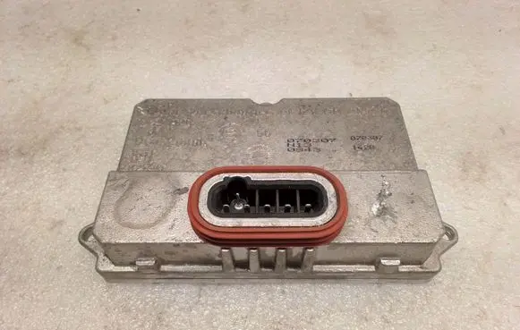 Mercedes-Benz E W211 Headlight ballast module Xenon 5DV00829000