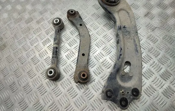 KIA Sorento Rear upper control arm/wishbone