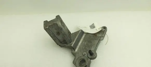 Volvo XC60 Engine mounting bracket 31293542