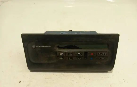 Volkswagen PASSAT B4 Climate control unit 3A0907044 9BG72496100