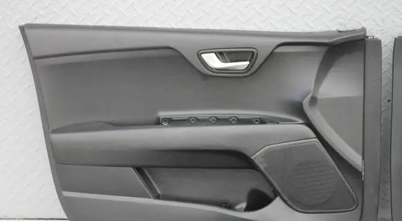 KIA Stonic Front door card panel trim BOCZEK-82370-H8010 82370H8010 82370-H8010