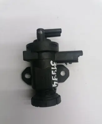 Citroen C5 Vacuum valve 9635704380