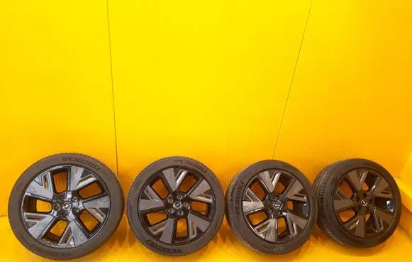 R18 alloy rim