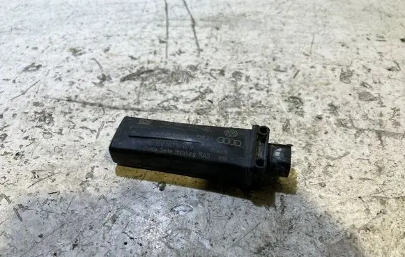 Audi A6 S6 C6 4F Sensor 4E0907277