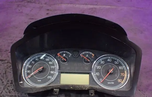 Fiat Croma Speedometer (instrument cluster) 51838771