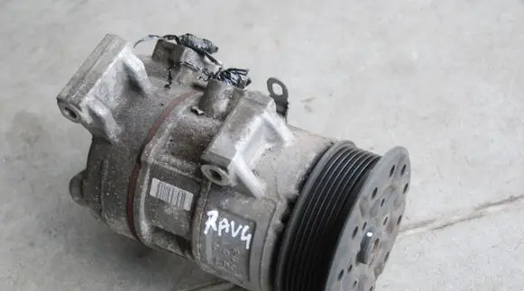 Toyota RAV 4 (XA30) Air conditioning (A/C) compressor (pump) 4472601253