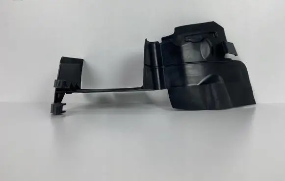 Volkswagen Multivan T5 Radiator trim 7E0121283