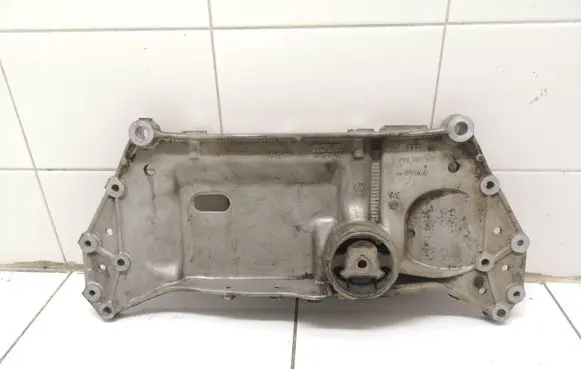 Volkswagen Golf V Front subframe 1K0199369F