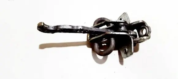 Opel Omega B1 Rear door check strap stopper