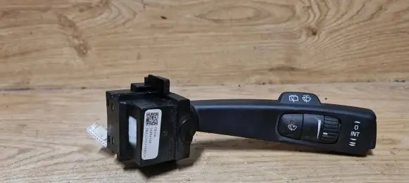Volvo XC70 Wiper control stalk 31264169